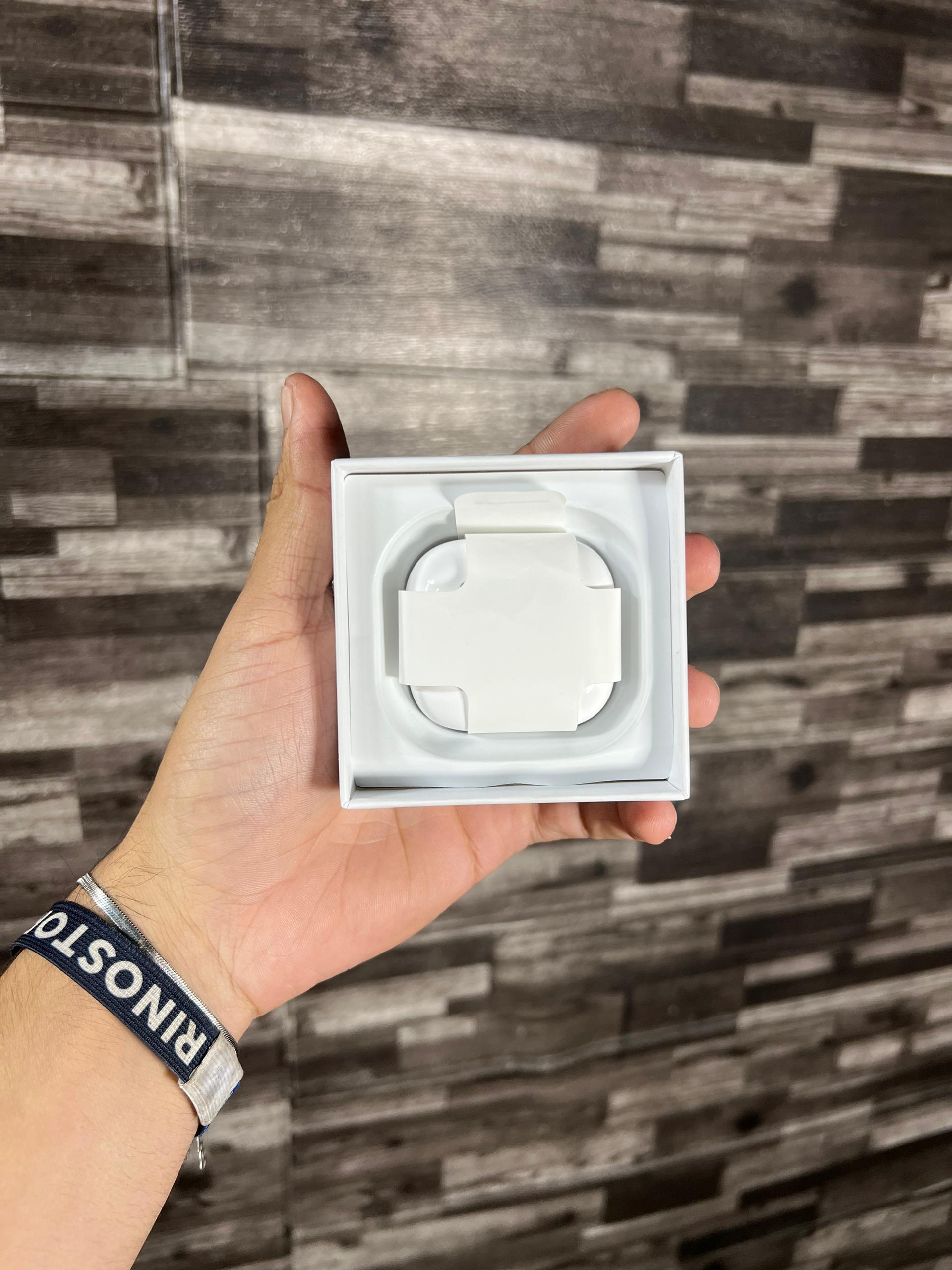 AIRPODS 4 ( Premium)